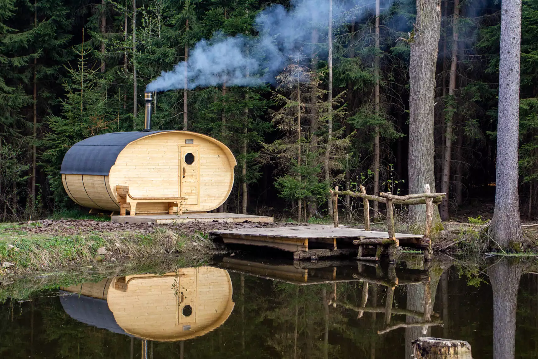 Oval shaped sauna
